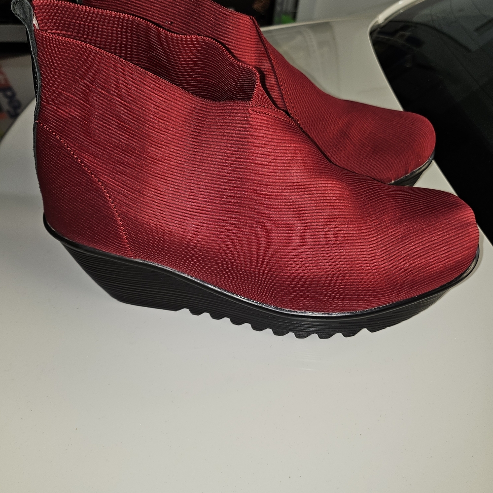 Elegant Red Wedge Ankle Boots